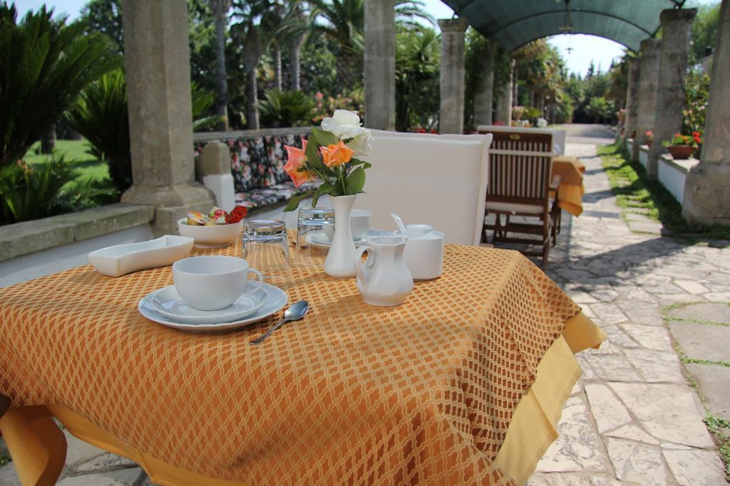 库特罗菲安诺Parco Degli Aranci住宿加早餐旅馆 外观 照片